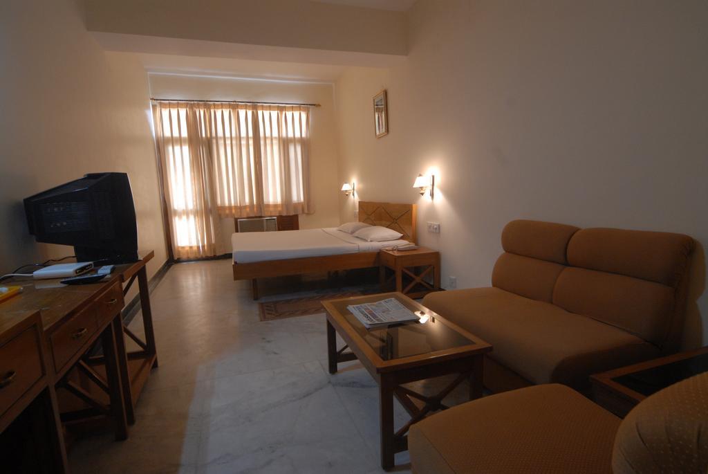 The Komfort Inn Chandīgarh Kamer foto