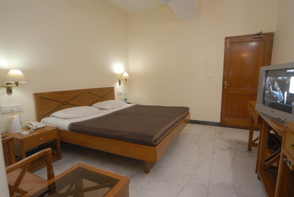 The Komfort Inn Chandīgarh Kamer foto