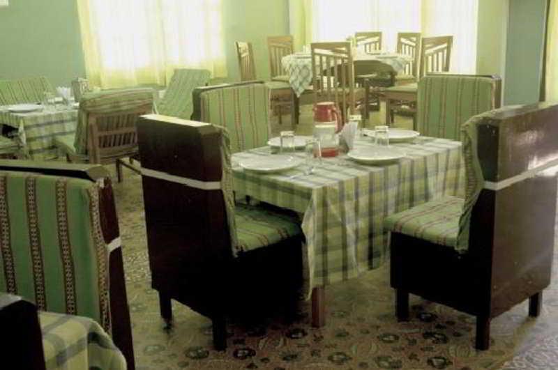The Komfort Inn Chandīgarh Buitenkant foto